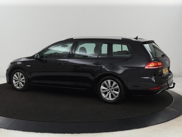 Volkswagen GOLF 1.5 TSI Comfortline Business | Trekhaak | Stoelverwarming | Massage | Carplay | Navigatie | Parkeerhulp | Adaptive cruise | Climate control | LED | Bluetooth