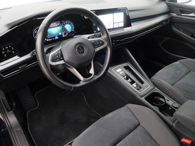Volkswagen GOLF 1.4 eHybrid Style | ADAPTIVE | STOELMASSAGE