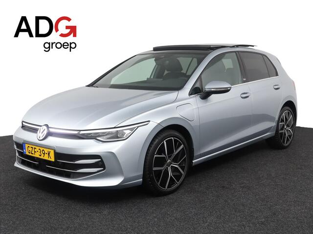 Volkswagen GOLF 1.5 eHybrid 50 Edition | Panodak | Stoelgeheugen | Lichtmetaal | Dealer onderhouden