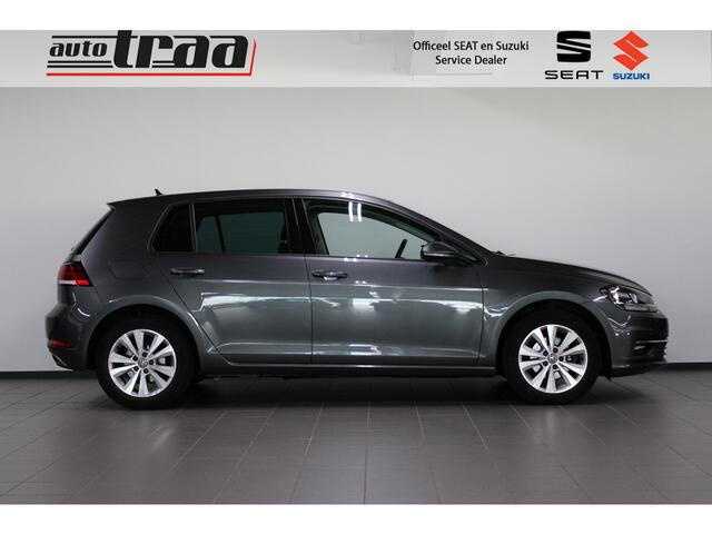 Volkswagen GOLF 1.0 TSI Comfortline / Navigatie / Adaptive Cruise. / PDC voor + achter / Carplay / Android auto /