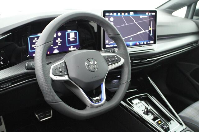 Volkswagen GOLF 1.5 272pk eHybrid GTE Trekhaak 360Camera Head-Up Panoramadak Keyless Navigatie