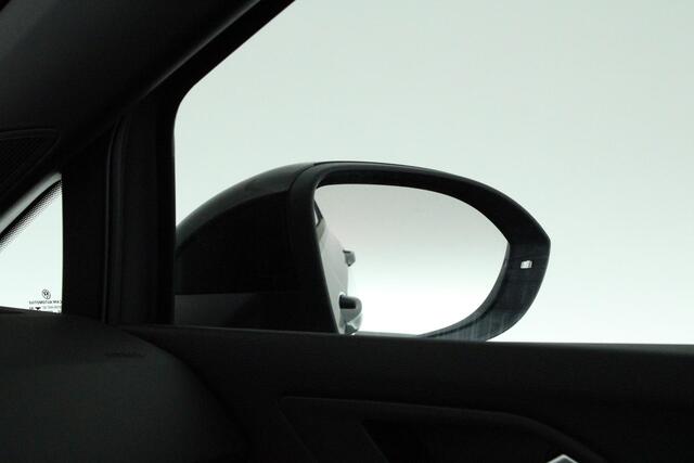 Volkswagen GOLF 1.5 272pk eHybrid GTE Trekhaak 360Camera Head-Up Panoramadak Keyless Navigatie