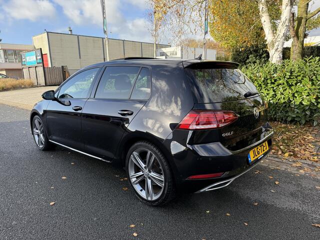 Volkswagen GOLF 1.5 TSI DSG 150PK R-LineoPanooNavioCamera