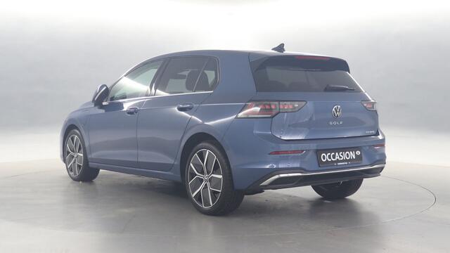 Volkswagen GOLF 1.5 eHybrid Style Edition / 360 camera / App connect / Stoelverwarming