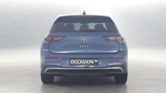 Volkswagen GOLF 1.5 eHybrid Style Edition / 360 camera / App connect / Stoelverwarming