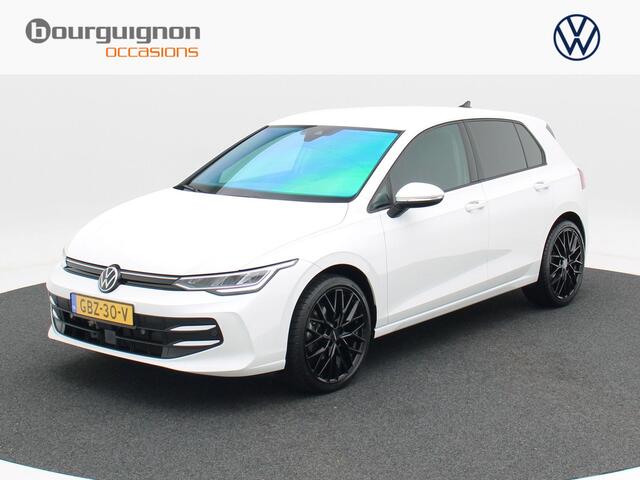 Volkswagen GOLF 1.5 eTSi 115 Pk Automaat Life Edition | Adaptive Cruise | 19 Inch | Climate Control | Stoelverwarming | Navigatie | Camera | Carplay | 31.146 Km!!