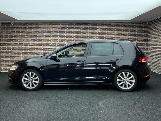 Volkswagen GOLF 1.0 TSI Comfortline Business R Line Stoelvrwm Cruise