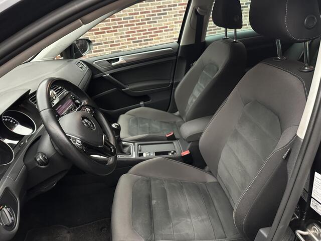 Volkswagen GOLF 1.0 TSI Comfortline Business R Line Stoelvrwm Cruise