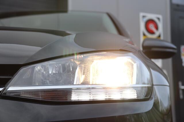 Volkswagen GOLF 1.0 TSI Comfortline, Adaptive Cruise, Carplay, Navi