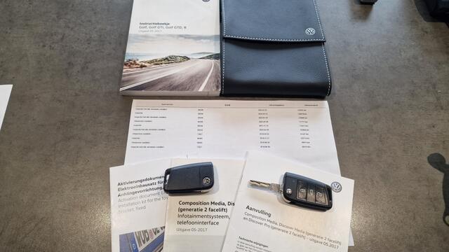 Volkswagen GOLF 1.0 TSI Comfortline Business, Navigatie, Stoelverwarming, NL Aut