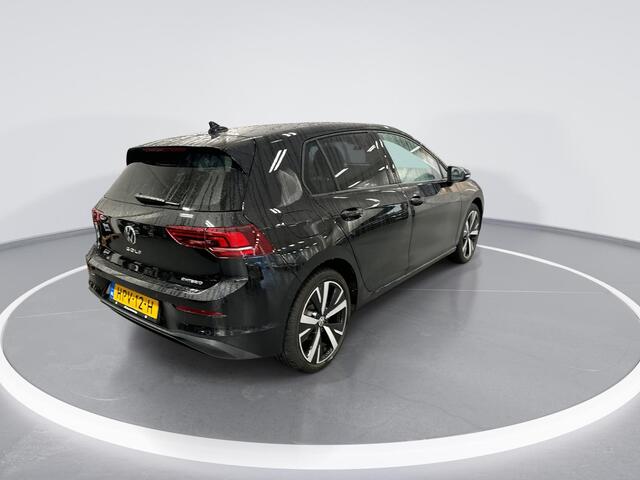 Volkswagen GOLF 1.5 204pk DSG eHybrid Life Edition · Camera · keyless · Apple/Android Car Play · Sfeerverlichting · Stoel & Stuurverwarming · 18'' Inch · Garantie t/m 27-05-2029 of 100.000km