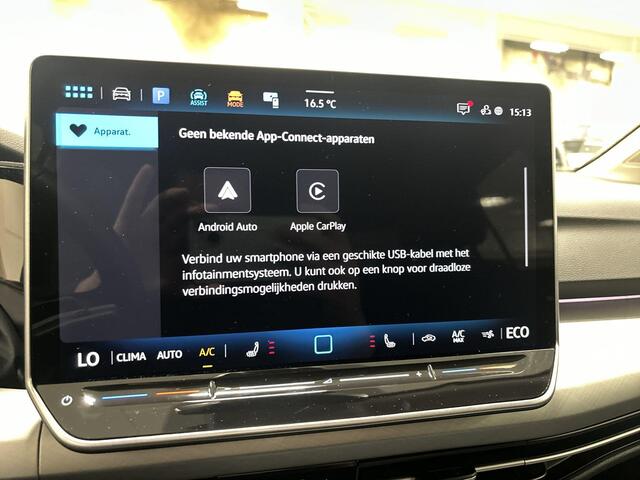 Volkswagen GOLF 1.5 204pk DSG eHybrid Life Edition · Camera · keyless · Apple/Android Car Play · Sfeerverlichting · Stoel & Stuurverwarming · 18'' Inch · Garantie t/m 27-05-2029 of 100.000km