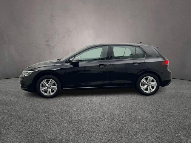 Volkswagen GOLF Style 1.5 eTSI 150pk DSG Automaat Adaptive cruise control, Navigatie, LED koplampen, Achteruitrijcamera, Stoelverwarming, App connect, Parkeersensoren