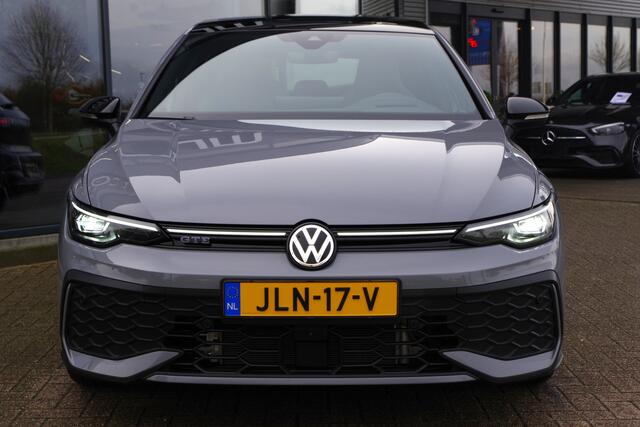 Volkswagen GOLF 1.5 eHybrid GTE 272 PK PHEV, Panoramadak, Leder, Head-Up, Stoelkoeling -Verwarming, Memory