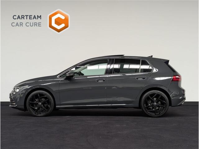 Volkswagen GOLF 1.5 eTSI R-Line |PANO|STOELVERWARMING