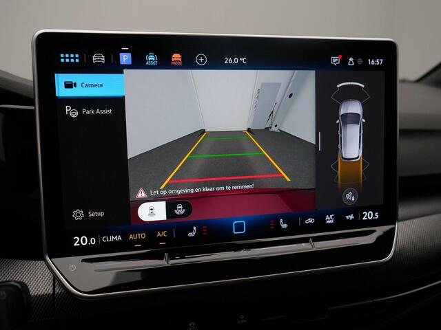 Volkswagen GOLF 1.5 272 pk DSG eHybrid GTE | IQ Light | Stuur-/stoelverwarming | Achteruitrijcamera | Navigatie | Adaptive Cruise