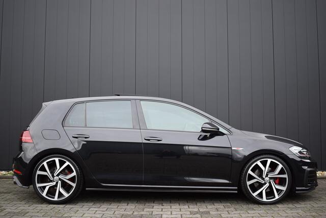 Volkswagen GOLF 2.0 TSI GTI 230pk Performance LED | Panoramadak | Carplay | Virtual | 19 Inch LMV | Volledig Onderhouden!!
