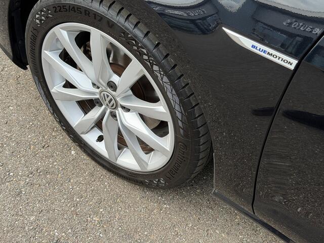 Volkswagen GOLF 1.5 TSI Highline | Virtual | Camera | Adapt. Cruise | Carplay | Rijklaar incl. 1 jaar Bovag garantie