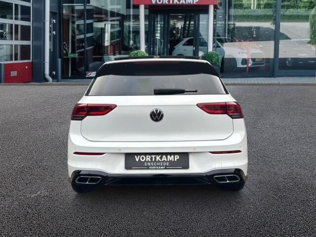 Volkswagen GOLF 1.5 eTSI R-LINE PANO-DAK/NAVI/CAMERA/ACC/STOELVERW