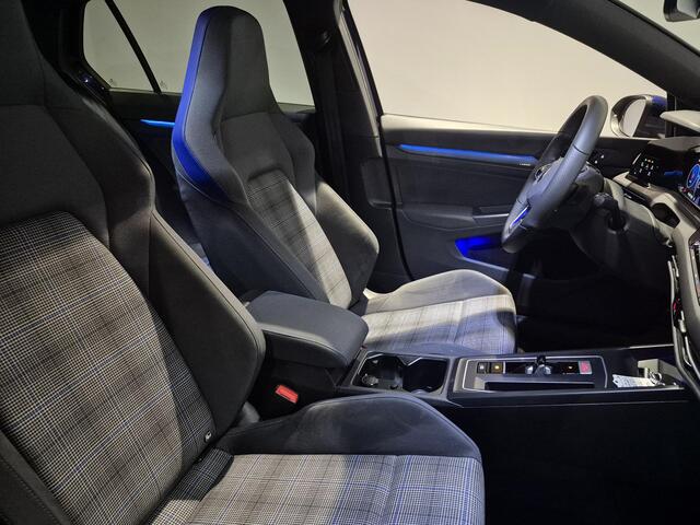 Volkswagen GOLF 1.4 eHybrid GTE | Panoramadak | Trekhaak | Navigatie