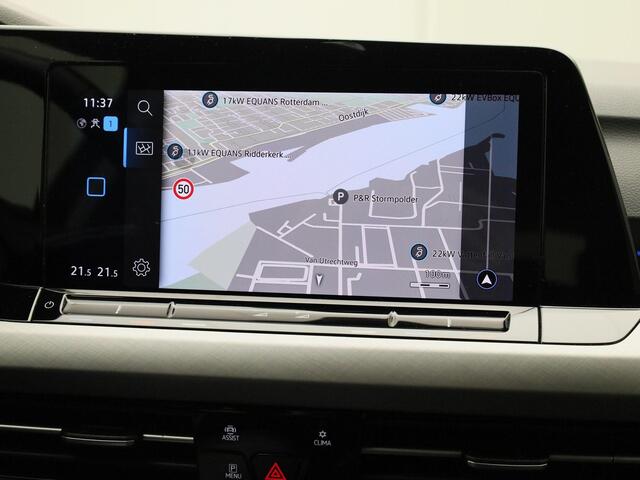 Volkswagen GOLF 1.0eTSI/110PK Life DSG · Navigatie · Apple/Android Car Play · Parkeersensoren · Garantie t/m 14-03-2027 of 100.000km