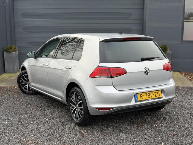 Volkswagen GOLF 1.2 TSI Trendline 2e Eigenaar,Clima,Cruise,Lm velgen,Pdc V+A,Stoelverwarming,N.A.P,Weinig Km,Nieuwe Apk bij Aflevering