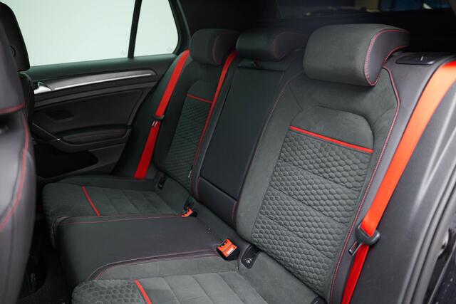 Volkswagen GOLF 2.0 TSI GTI Performance |Pano|Camera|Dodehoek|ACC|