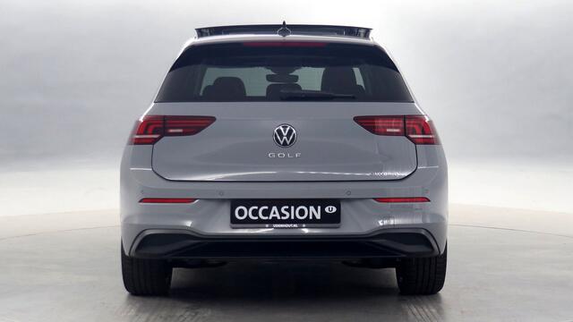 Volkswagen GOLF 1.5 eHybrid 204pk Life Edition DSG / Navigatie via App Connect / Stoel + Stuurverwarming / Panoramadak / Camera
