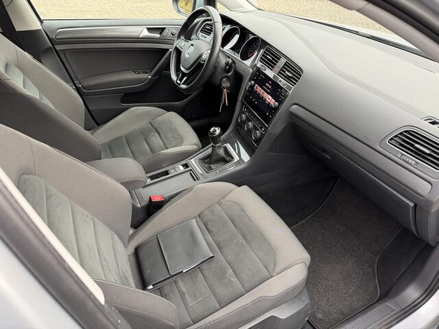 Volkswagen GOLF 1.0 TSI Comfortline Carplay/LED/ACC/Stoelverw/Clima