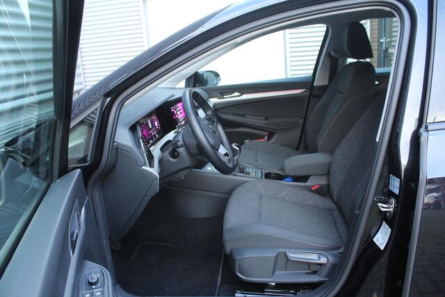 Volkswagen GOLF 1.0 TSI 111pk Life NL-Auto NAP Clima Cruise Carplay Camera Dig. Cockpit Keyless 16"LMV