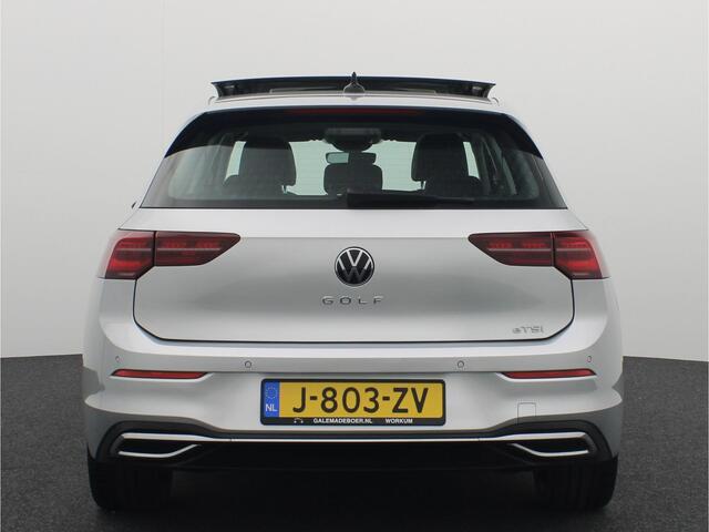 Volkswagen GOLF 1.5 eTSI 150PK 1st Edition Style AUTOMAAT / PANORAMADAK / FULL LED / SFEER / STOELVERW / NAVI / CARPLAY / DAB+ / ACC / NL-AUTO