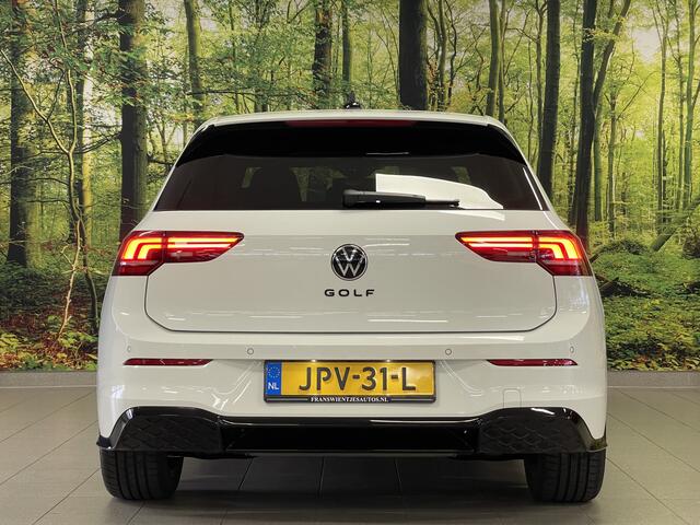 Volkswagen GOLF 1.5 eTSI R-Line Edition | Apple Carplay | Stuurverwarming | Head-up-Display | Zwenkhaak | Achteruitrijcamera | Navigatie |