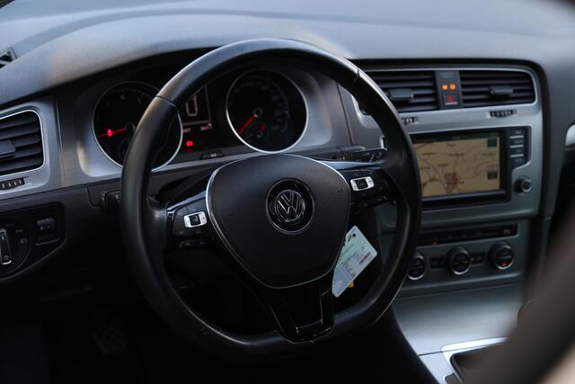 Volkswagen GOLF Variant 1.0 TSI Comfortline Navi