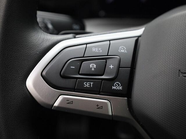 Volkswagen GOLF 1.5eTSI/150PK Style 50 Edition DSG · Panoramadak · Apple/Android · Massagefunctie · Camera · Garantie t/m 05-12-2026