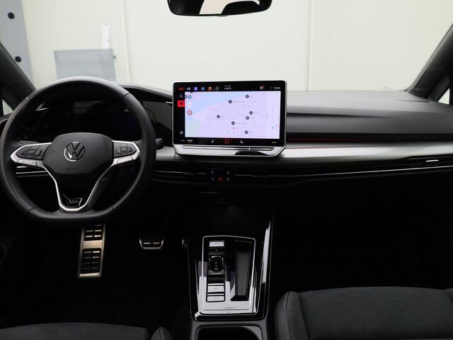 Volkswagen GOLF 1.5eTSI/150PK Style 50 Edition DSG · Panoramadak · Apple/Android Car Play · Massagefunctie · Camera · Garantie t/m 23-10-2026