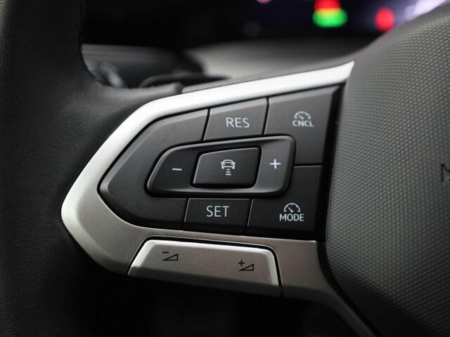 Volkswagen GOLF 1.5eTSI/150PK Style 50 Edition DSG · Panoramadak · Apple/Android Car Play · Massagefunctie · Camera · Garantie t/m 23-10-2026