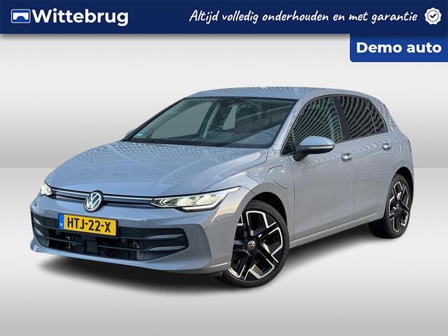 Volkswagen GOLF 1.5 eHybrid 204PK DSG Life Edition / Ergo Active Stoel / Digital Cockpit Pro / Getint Glas / 18''LMV / VW
