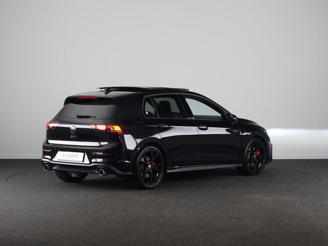 Volkswagen GOLF 2.0 TSI GTI 265PK DSG | Verlengde garantie | Panorama dak | Head up Display | Blackstyle | 19"LM velgen |