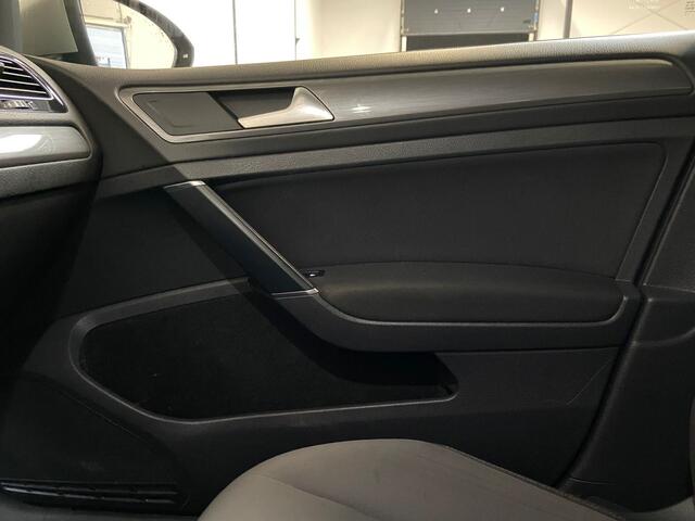 Volkswagen GOLF 1.2 TSI Connected Series