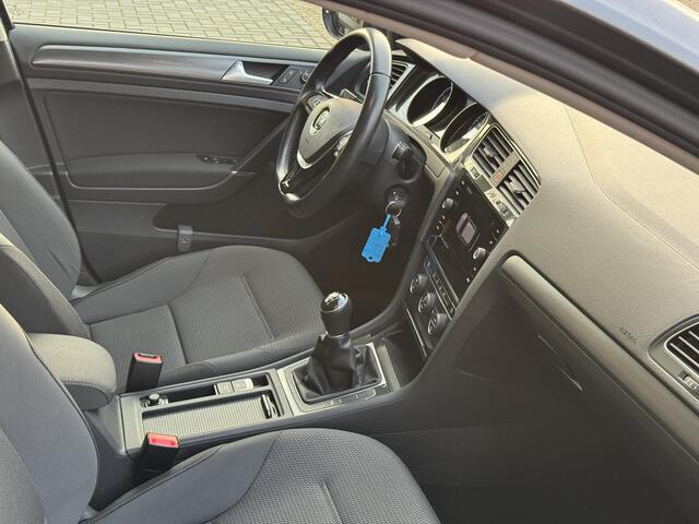 Volkswagen GOLF 1.0 TSI Comf,Navi,Carplay,Pdc.