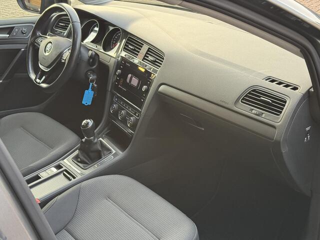 Volkswagen GOLF 1.0 TSI Comf,Navi,Carplay,Pdc.