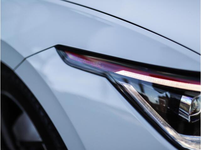 Volkswagen GOLF 2.0 TSI GTI IQ-Light | Camera | Stuur/Stoelverw. | ACC