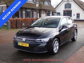 volkswagen-golf-1.0tsi-life-acc-car
