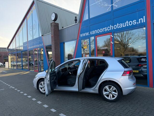 Volkswagen GOLF 1.0 eTSi Navi Carplay Virtueel Cockpit Led Airco(ECC)