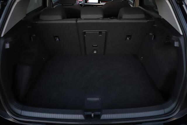 Volkswagen GOLF 1.5 eTSI Life Business 131PK DSG Automaat Sfeerverlichting Navigatie Achteruitrijcamera Clima Adaptive Cruise