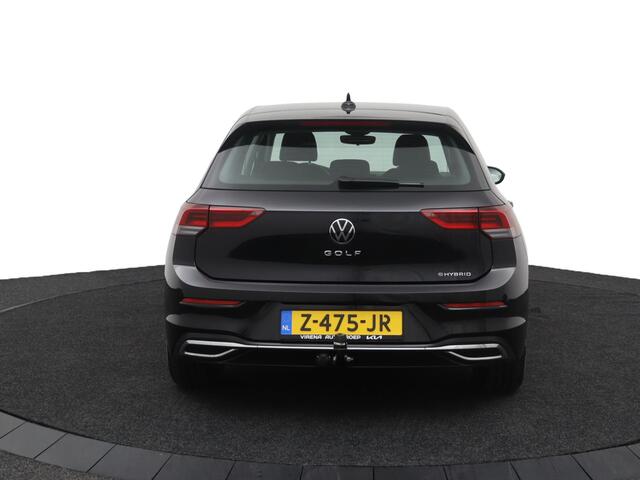 Volkswagen GOLF 1.4 eHybrid Style - Adaptive Cruise - Stoel/Stuurverwarming - DAB - Navigatie - Apple Carplay/Android Auto - Trekhaak 12 maanden Bovag Garantie