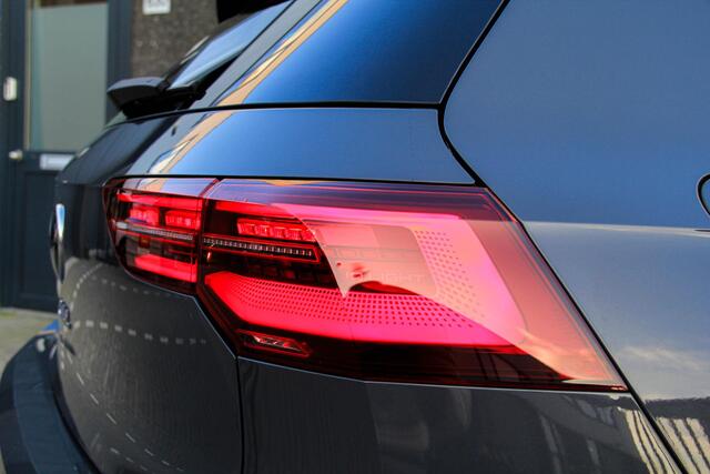 Volkswagen GOLF 1.4 eHybrid GTE Panorama dak | IQ verlichting | LED verstralers | Full option