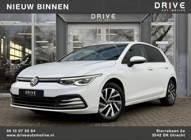Volkswagen GOLF 1.4 eHybrid Style |SOH97%|Carplay|ACC|ErgoActive|Allseason