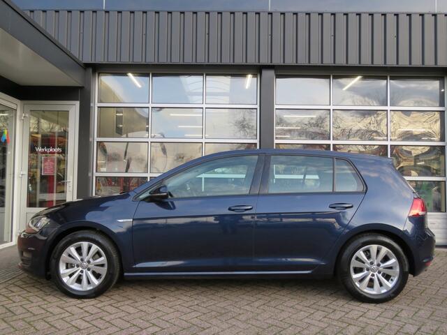 Volkswagen GOLF 1.0 TSI 115PK CONNECT. SER. / Xenon / Camera / Navi. / BOVAG garantie