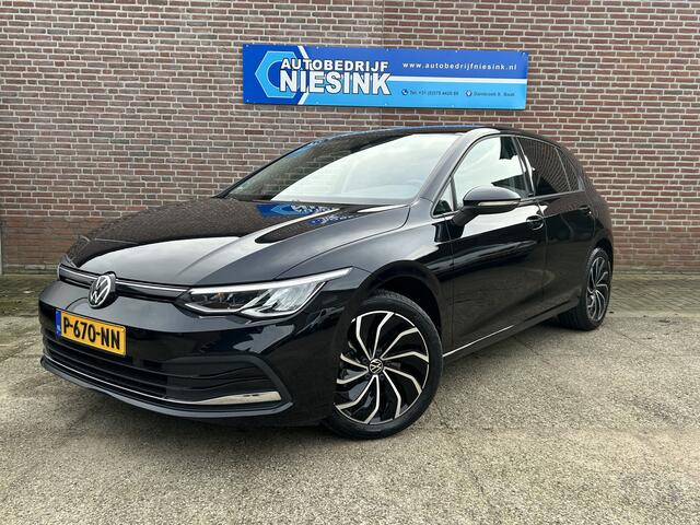 Volkswagen GOLF 1.5 TSI Style